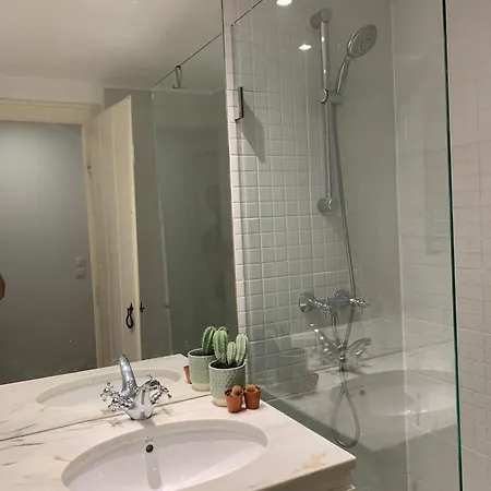 ホテル Duplo Privativo No Coracao Do Chiado!